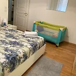 Beautiful New Apartment, Near Torre Di Apartmán