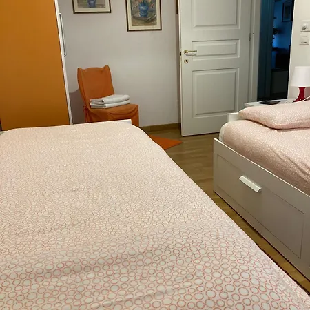 Apartman Beautiful New Apartment, Near Torre Di