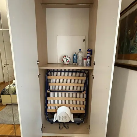 Beautiful New Apartment, Near Torre Di