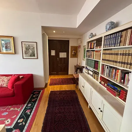 Beautiful New Apartment, Near Torre Di Lägenhet