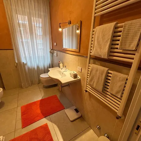 Daire Spacious 2br 2 Bathrooms 650m From Tower Modern Quiet *