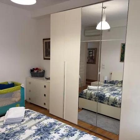 Beautiful New Apartment, Near Torre Di דירה *